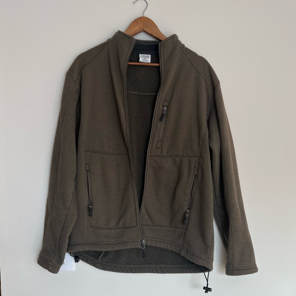 Men’s large zip-up jacket